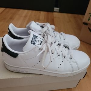 Adidas Stan Smith Womens 6